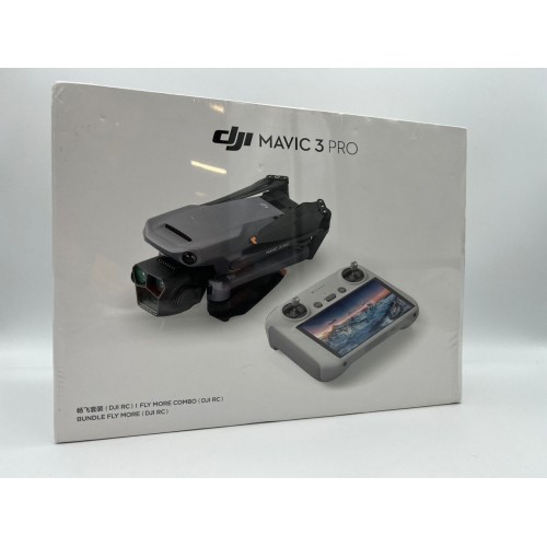 Квадрокоптер DJI Mavic 3 Fly More Combo в Оренбурге DJI RC / с экраном